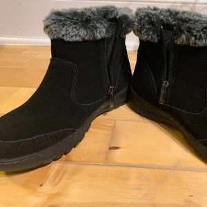 Khombu Black Women's Winter Boots size 7 NWOT